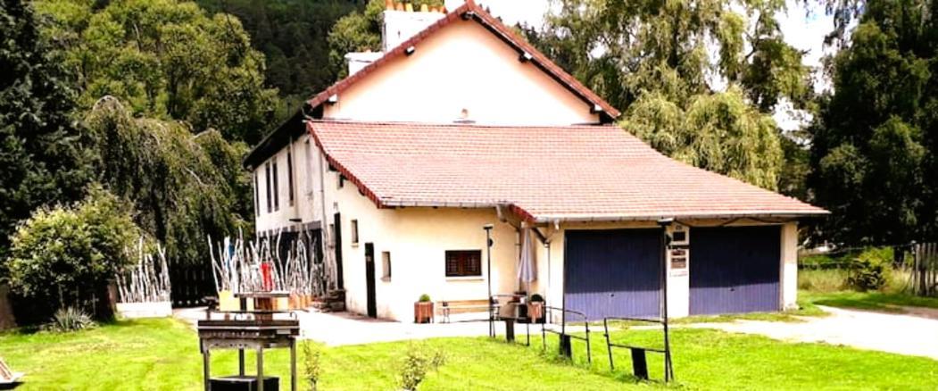 Gites, Les Jonquilles, Le Sagard Et Bungalow Les Brimbelles, Nature Et Detente La Houssiere Exterior foto